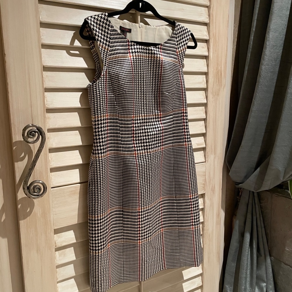 Escada Virgin Wool & Silk Plaid Printed Shift Dress.EU40  Black Cream Red
